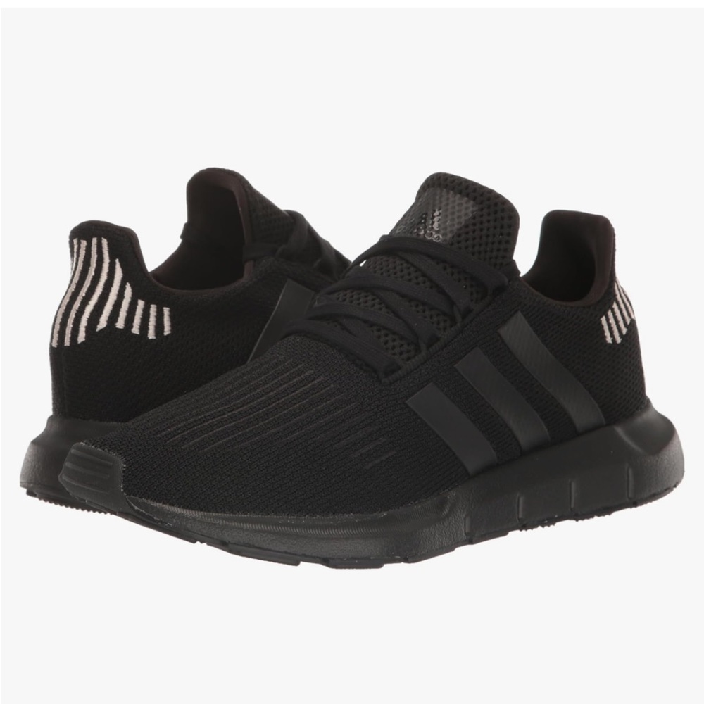 adidas Women's Swift Run Sneaker Size 9 - Picture 2 of 10